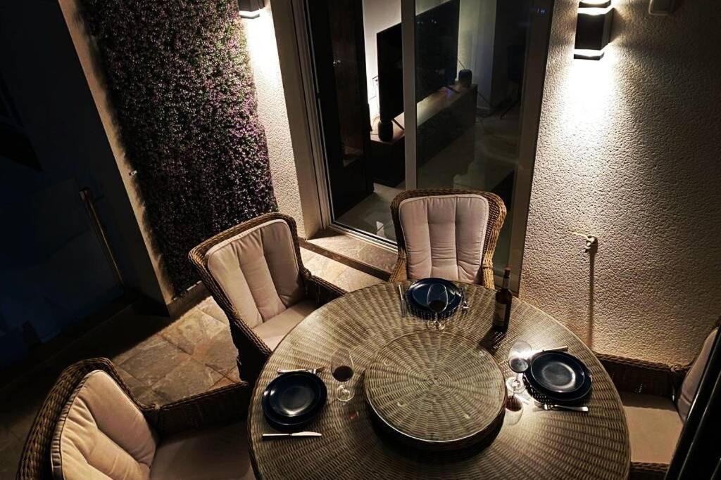 Black Sun. Modern Penthouse In Torrevieja Extérieur photo